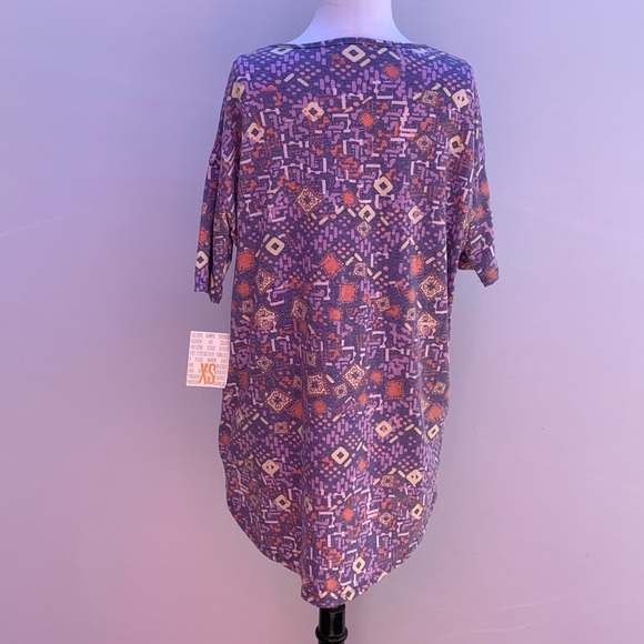 LULAROE IRMA Top Size XS - Picture 2 of 6